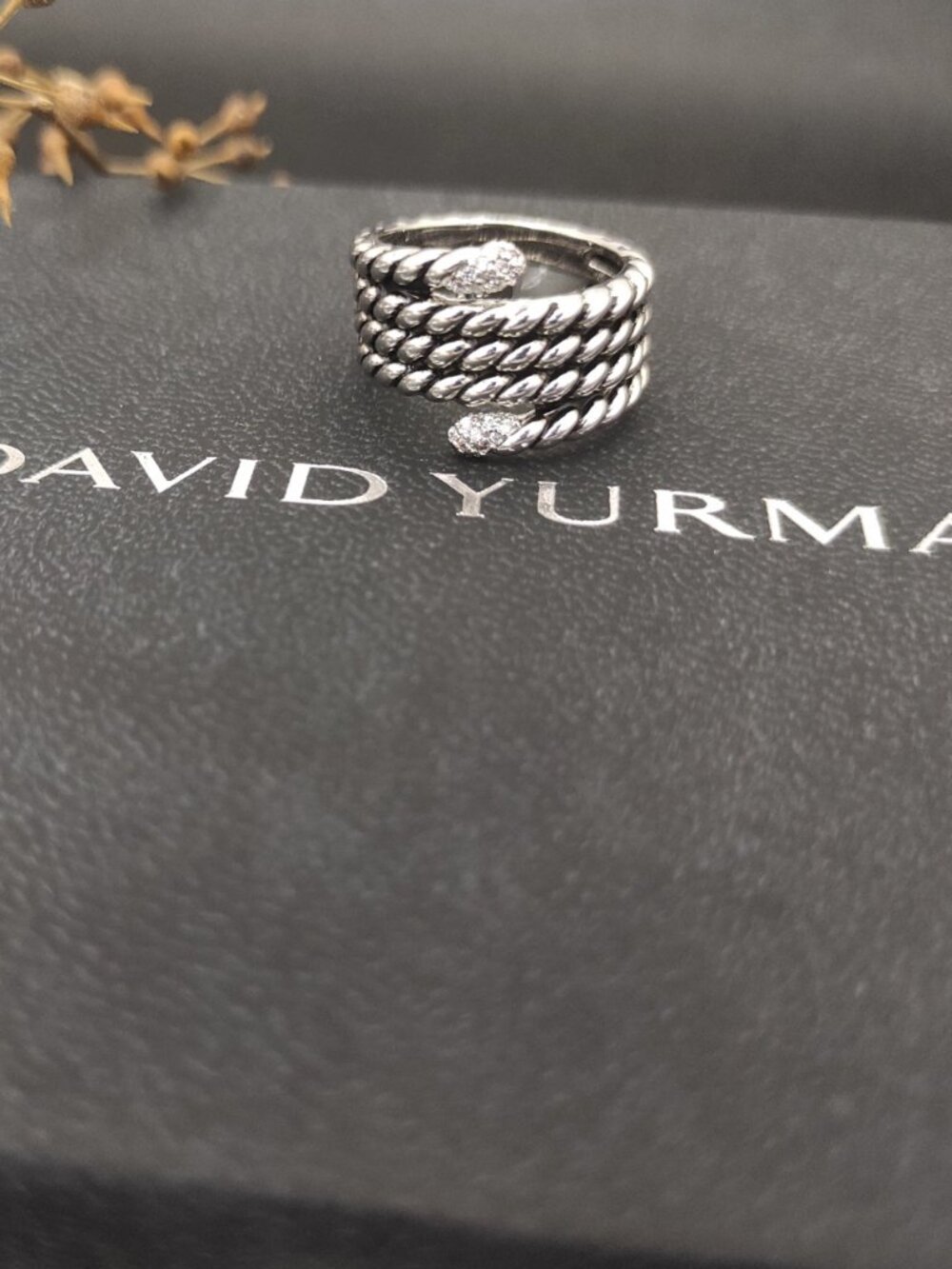 David Yurman Ring - Picture 6 of 8